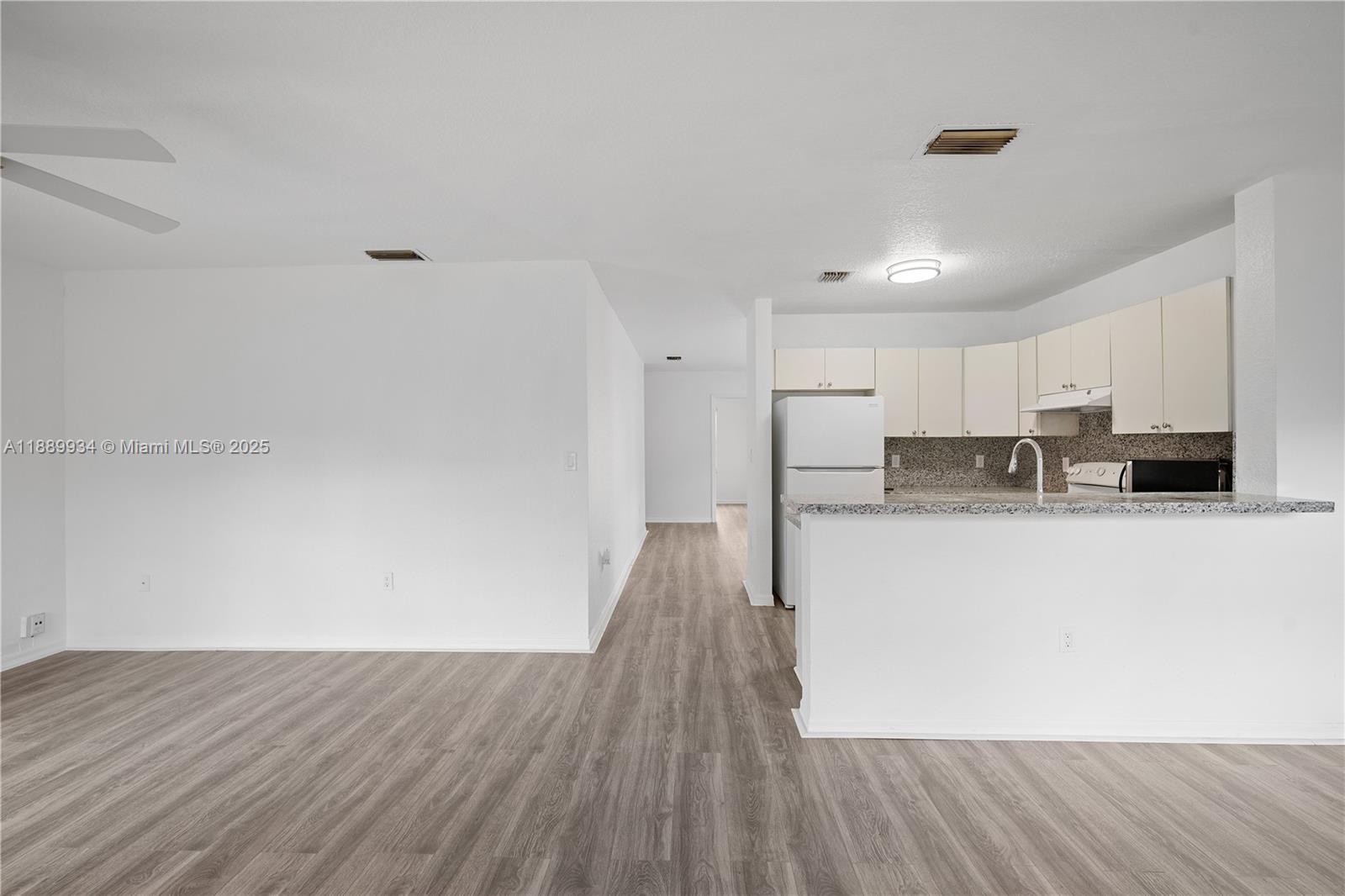 Cloverleaf Gardens Duplex