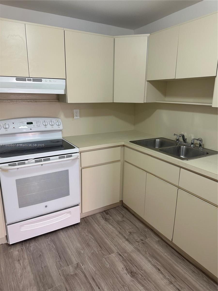 Property photo # 7