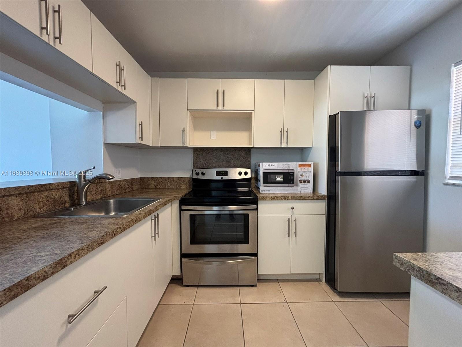 Property photo # 3