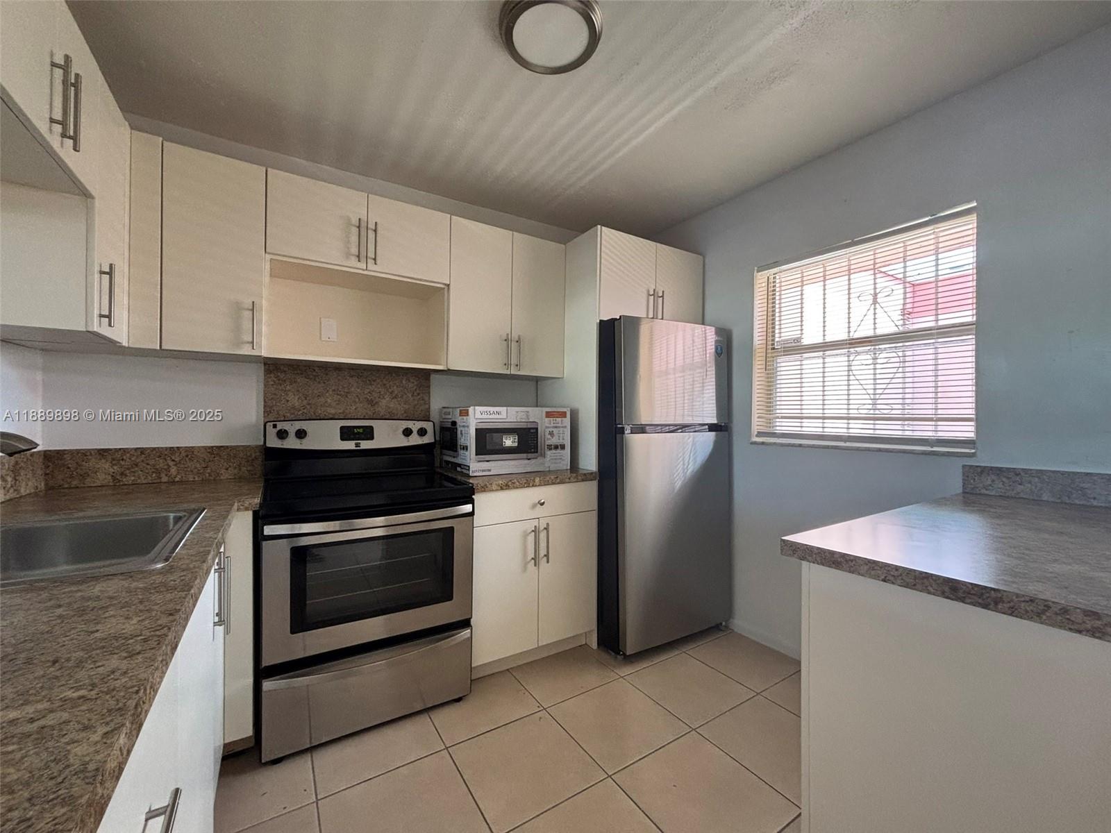 Property photo # 8