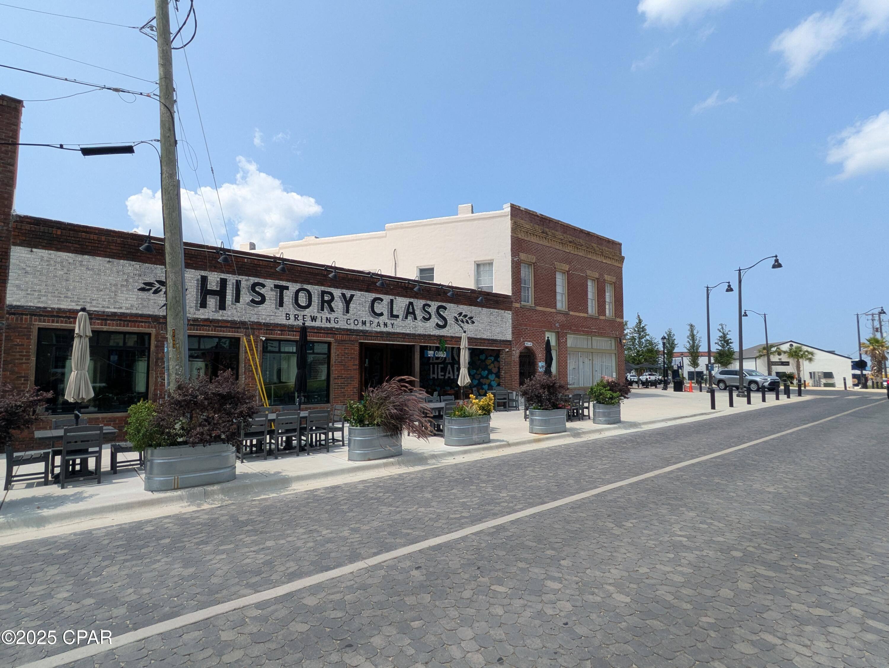 Image 10 For 224 8th Street