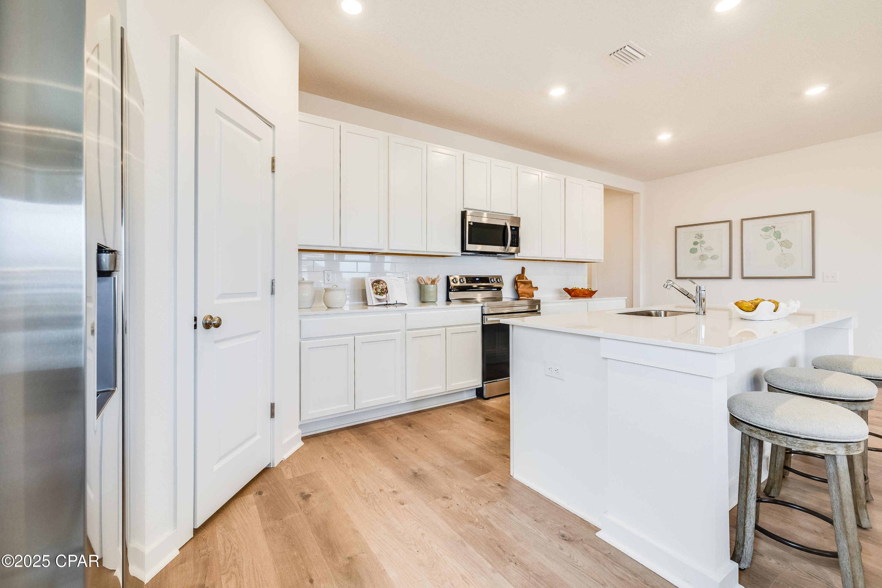 Image 6 For 3928 Alwyn Cashe Avenue 70