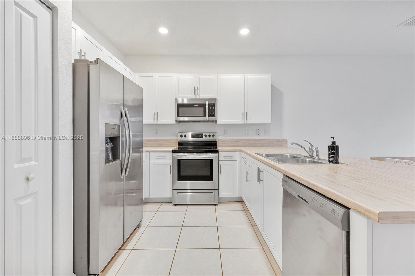Property photo # 2