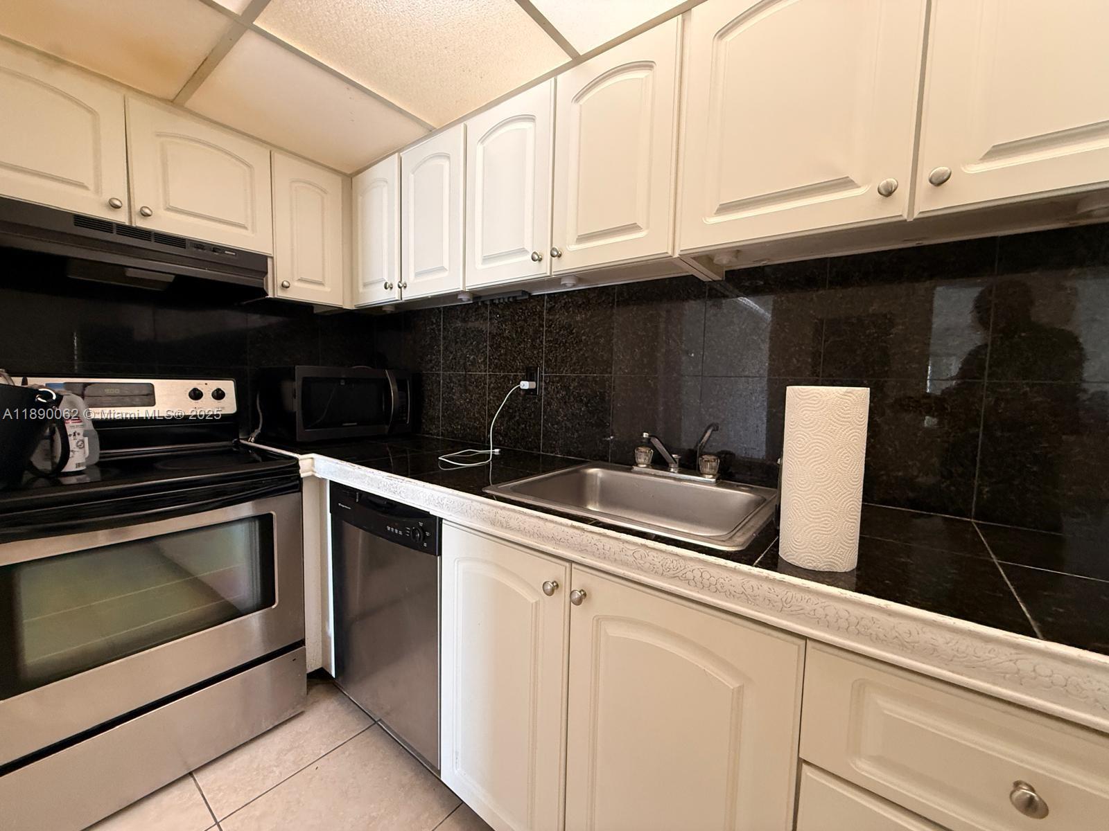 Property photo # 7