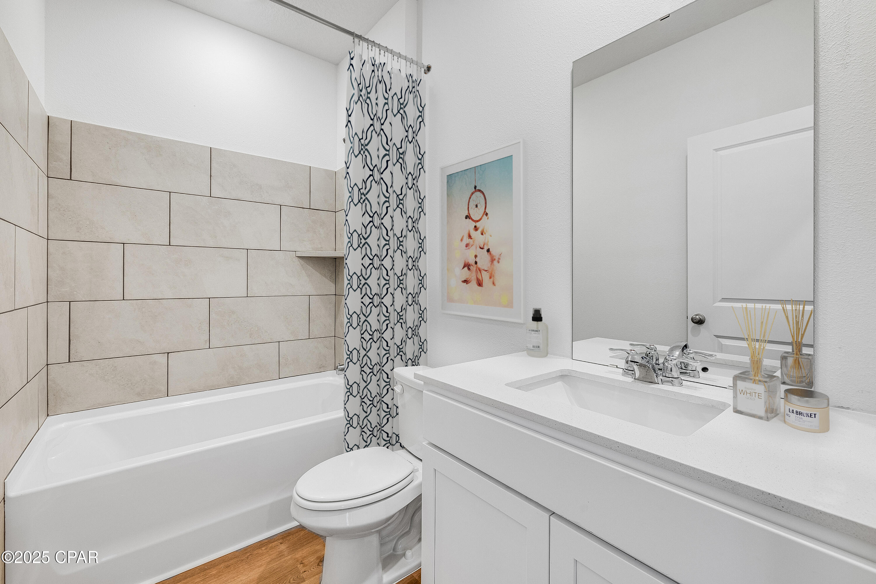 Image 3 For 3933 Lombard Street 56