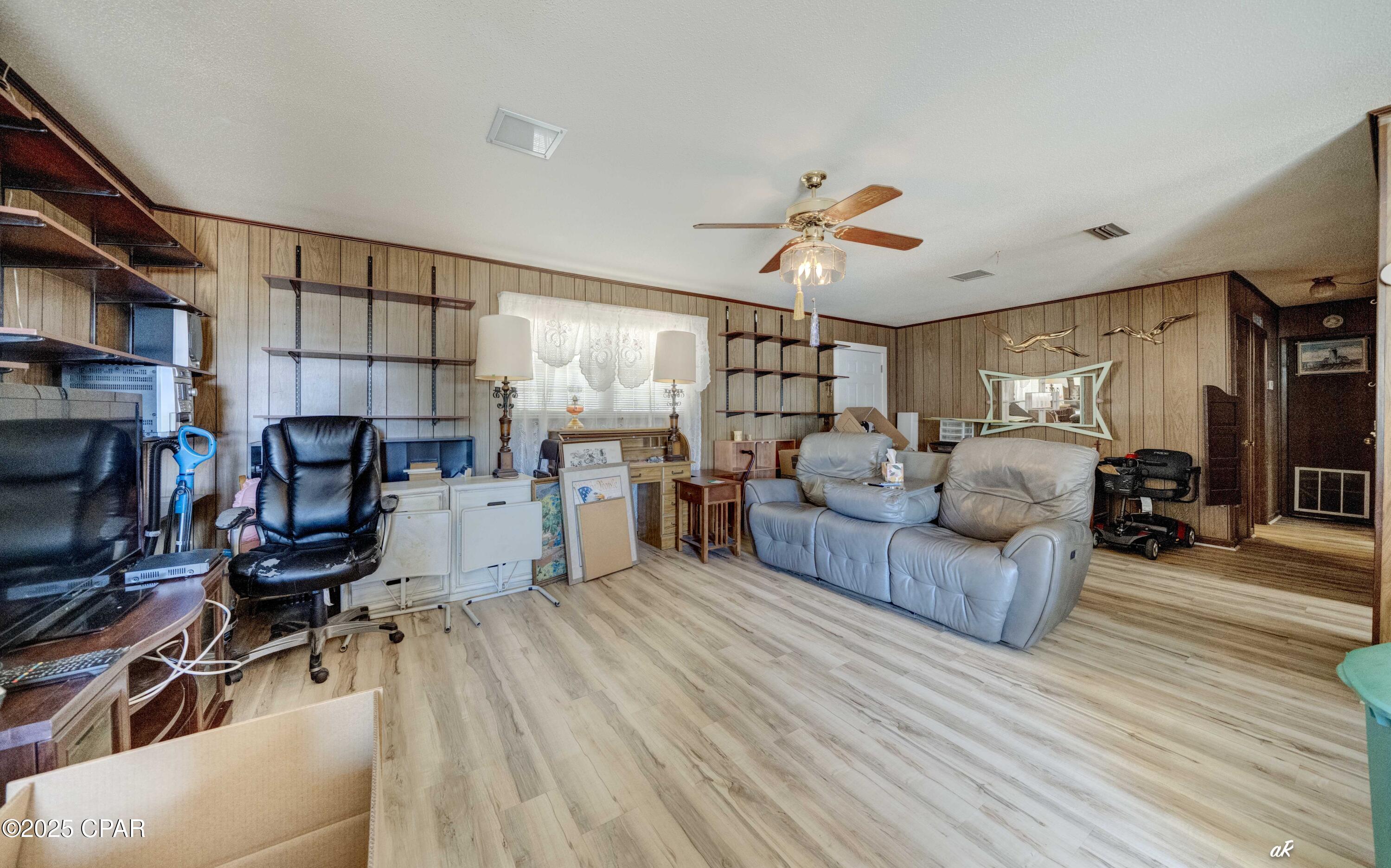 Dwcwfd5l6et_vehreyz0awzkby5cssvo_rz9gtmc_xs