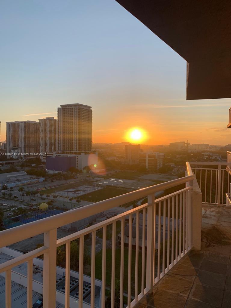 275 18th St Unit 1907, Miami, Florida 33132