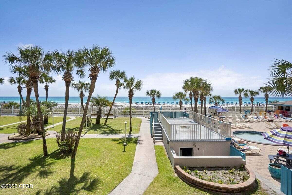 Bycju4xqbrdmprzmi82zfebzmo_duzmmnfglbypgyyw