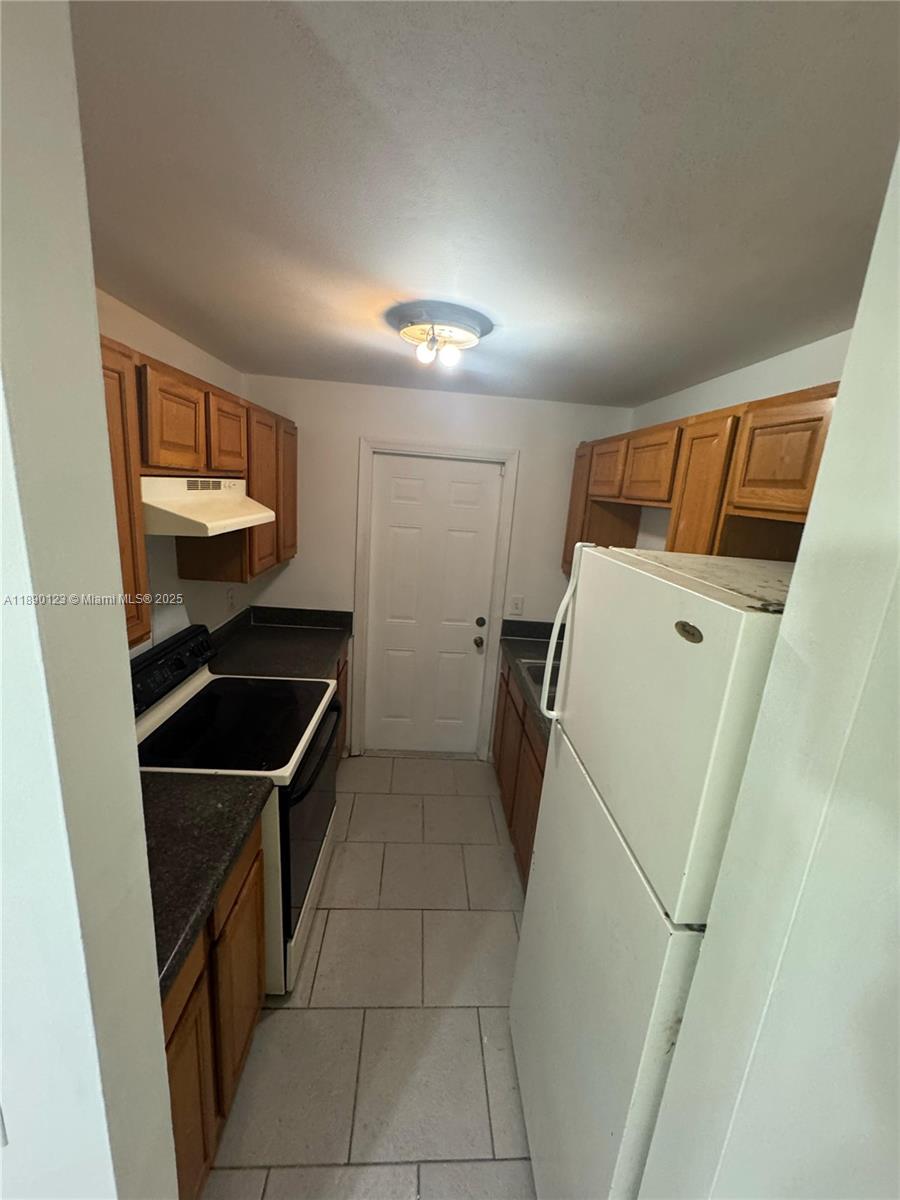 Property photo # 6