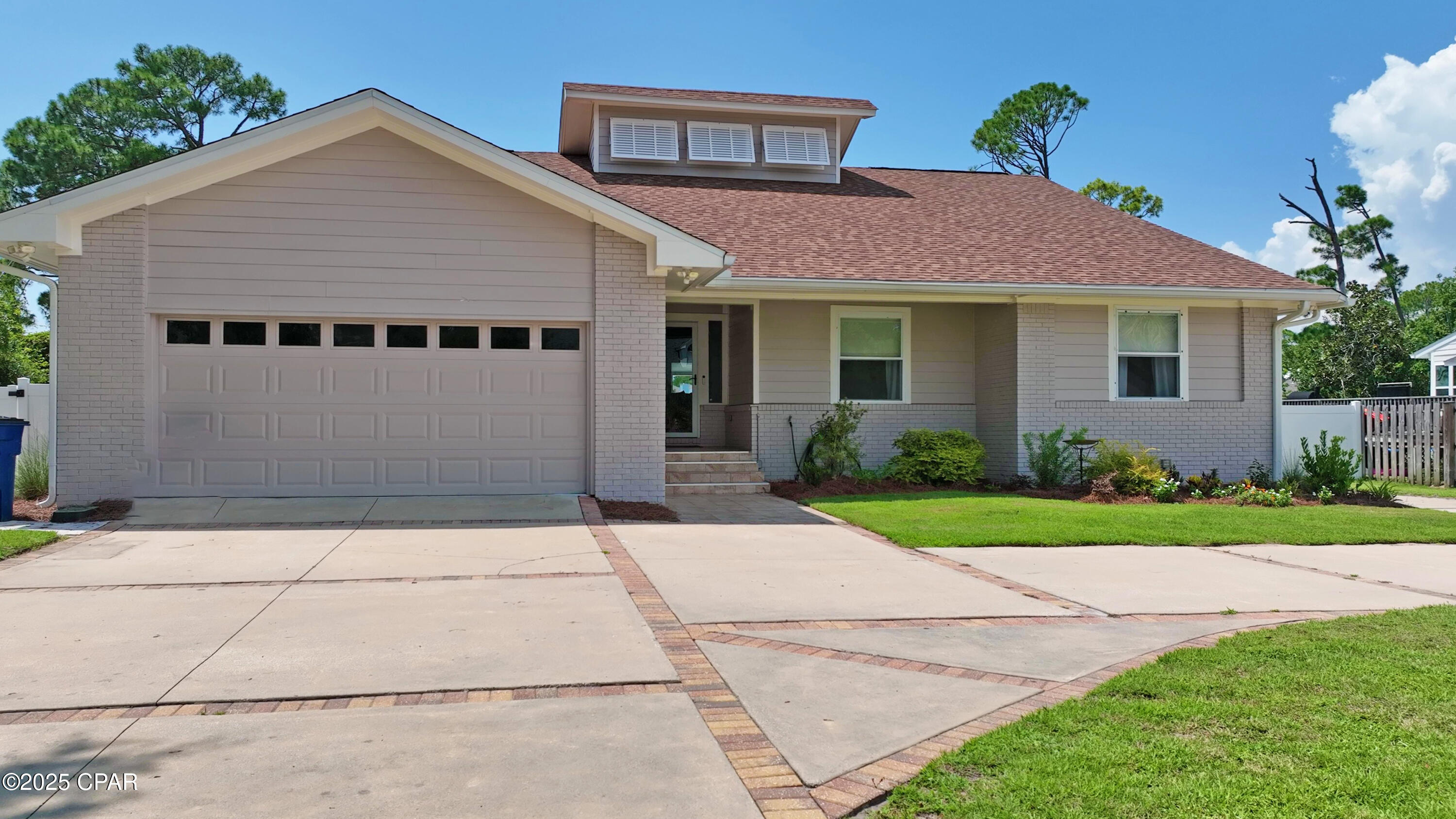 K_ Vzunzq67mxv11djdivypze7oz1jc3pjq7ngzx_tw