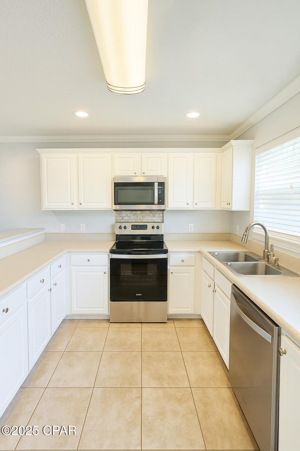 Ys3_hawwxtwirjsrj3shlt_tnsiobhlzzx9xchj5rti