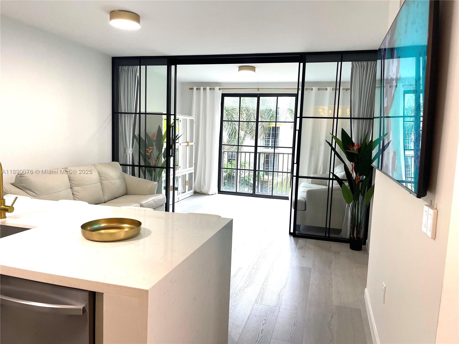 Courtyards In Cityplace C