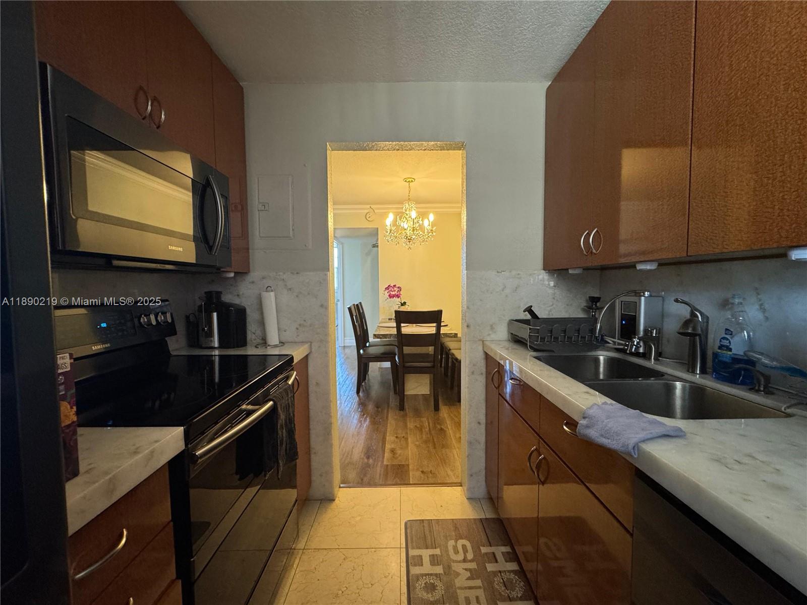 1811 Jefferson St Unit 409, Hollywood, Florida 33020