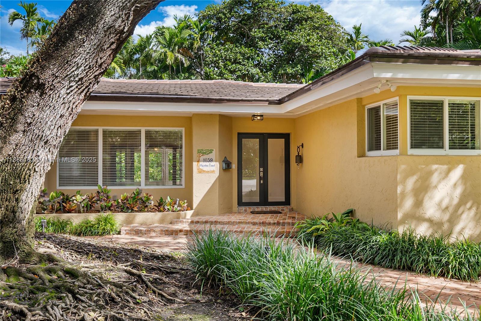Property photo # 9