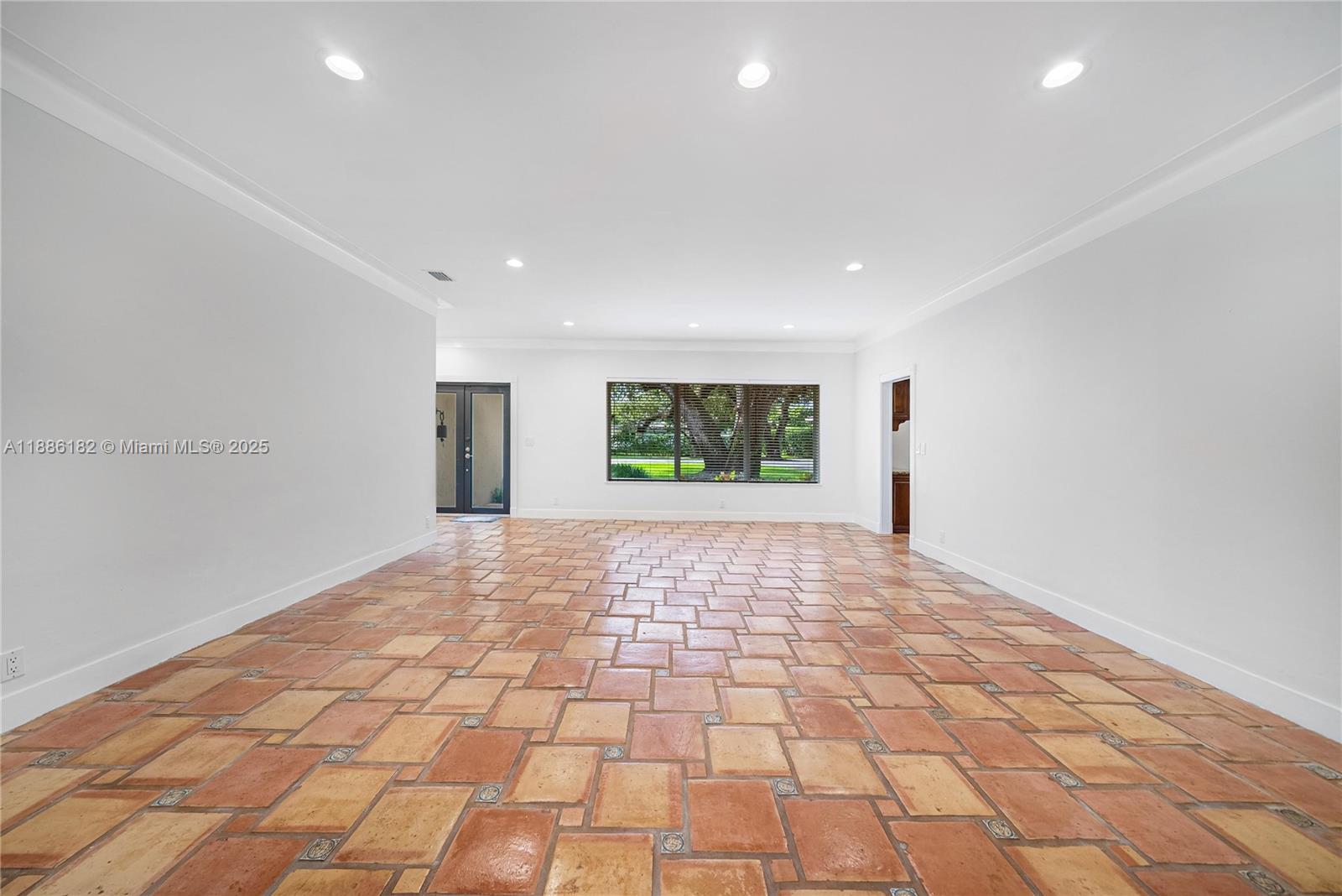 Property photo # 4