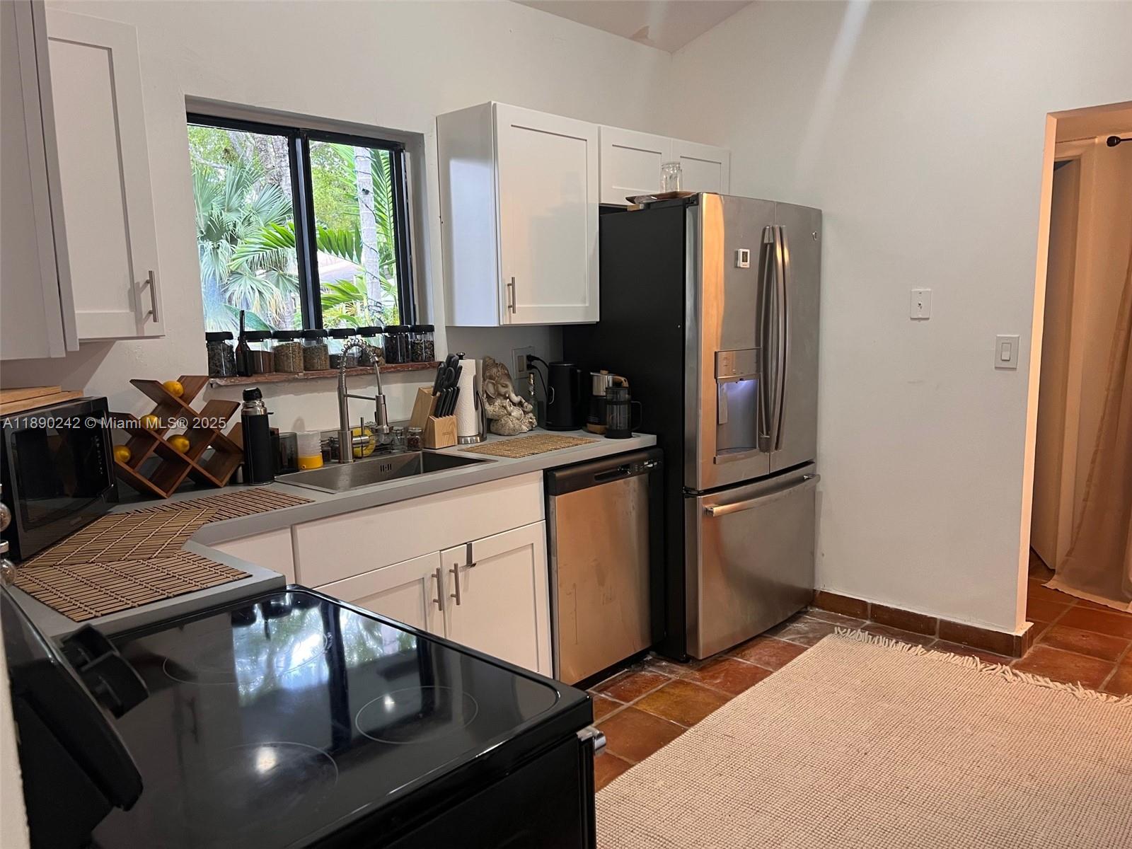Property photo # 2