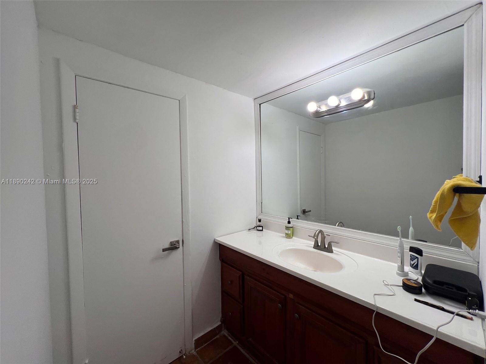 Property photo # 3