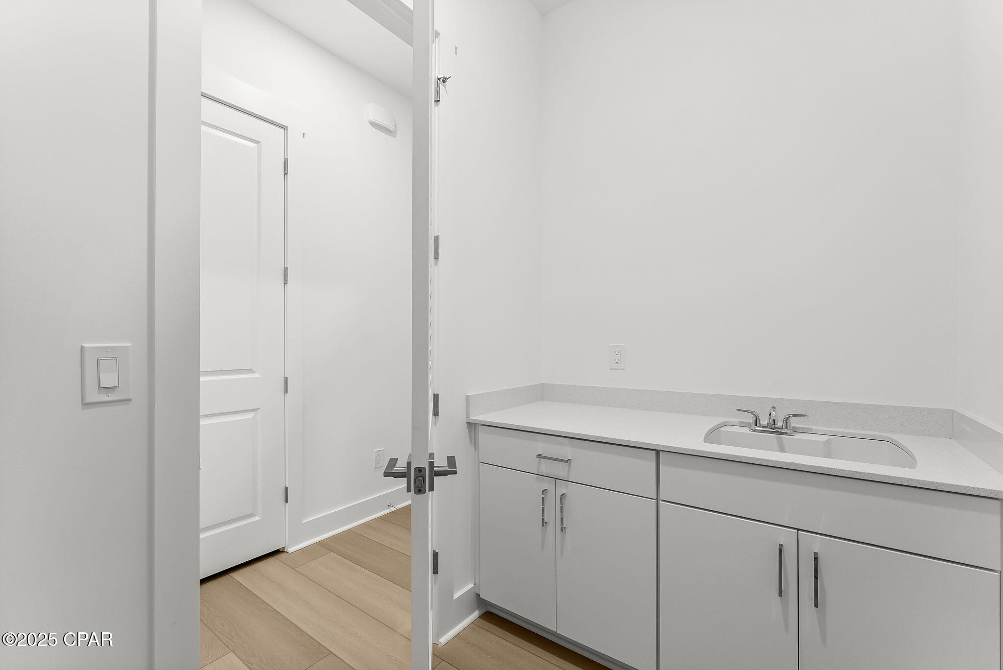 Q0l8waldgsdefqgiw3m8gukwg_wdxsccf09jrv Gj3e