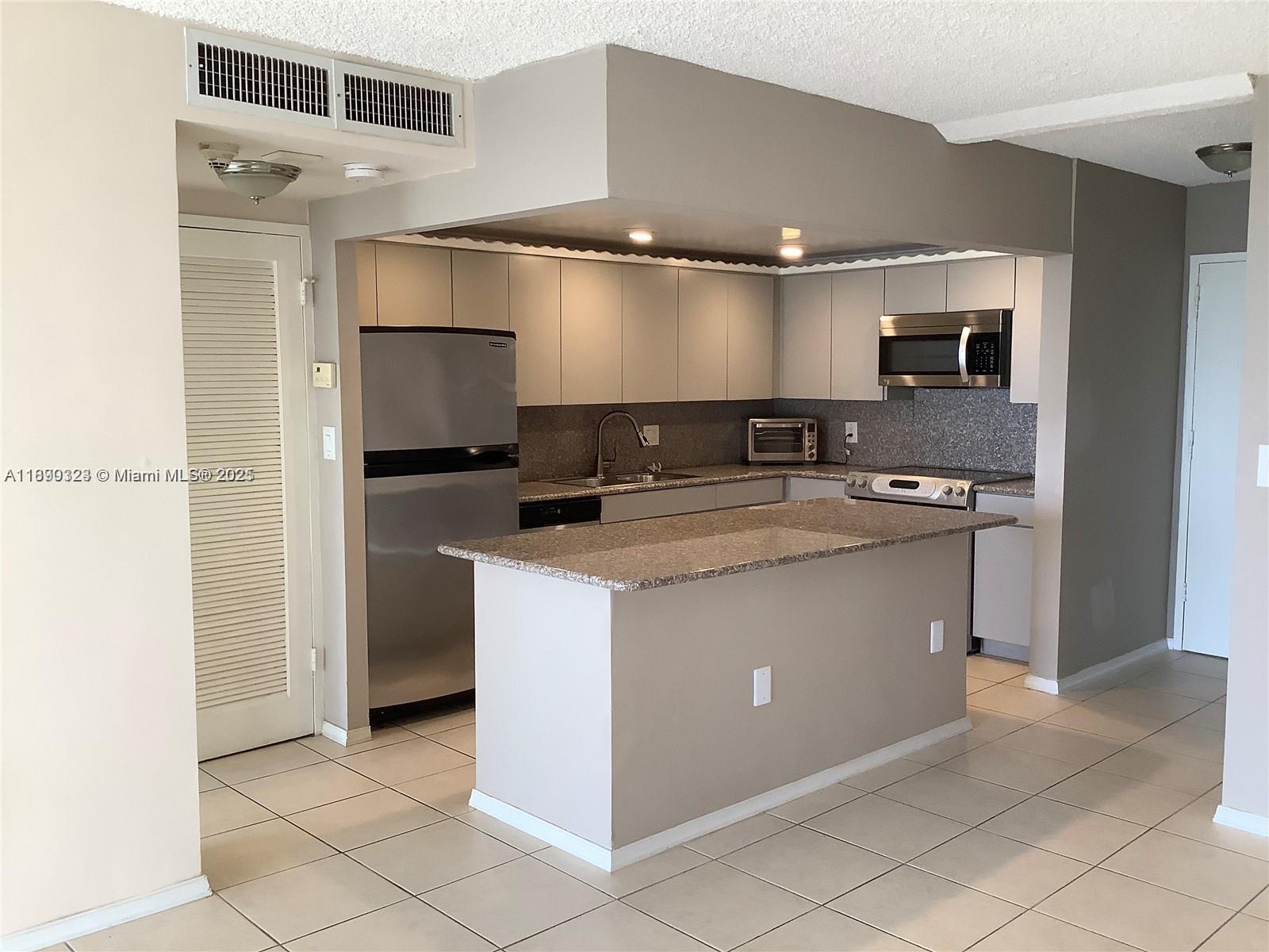 Property photo # 2