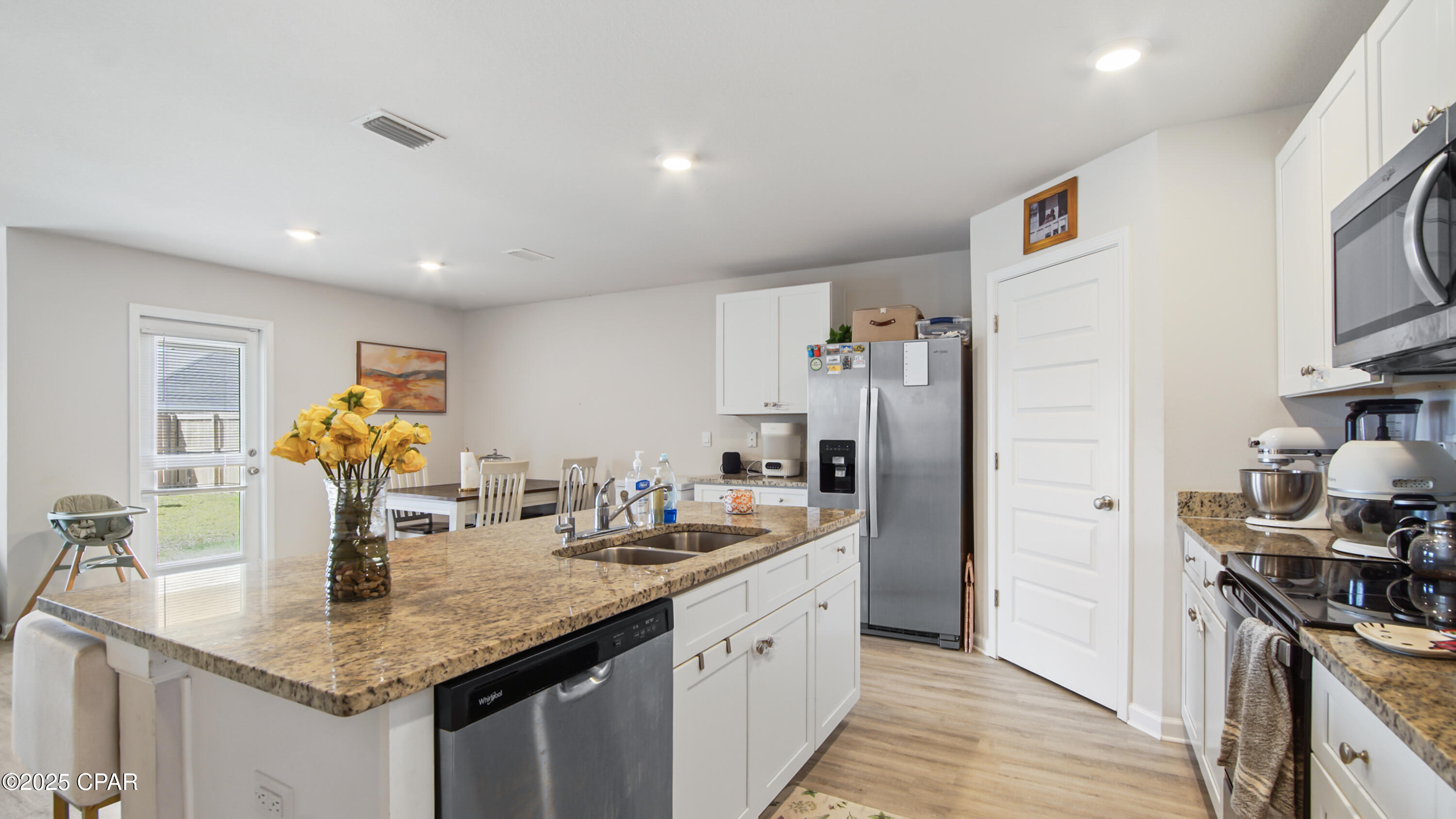 Yuqpbwsommrmpihneh5uio94kfax5tkispkkjymewka