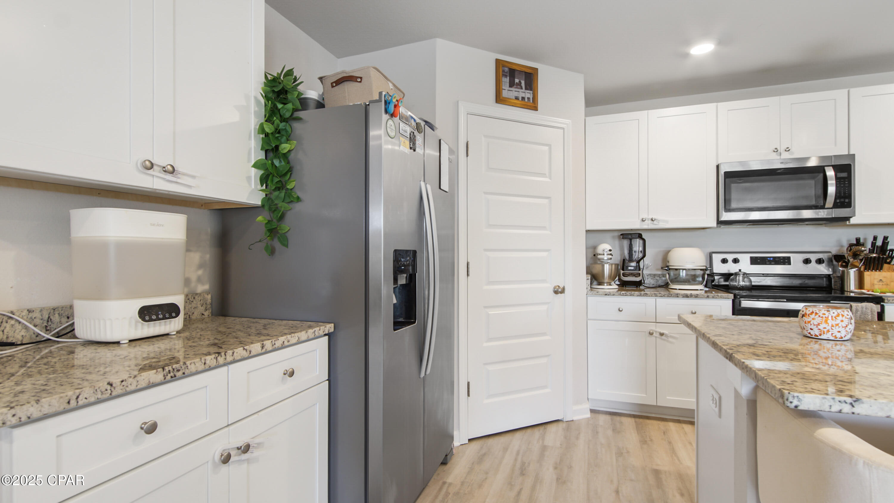 Grszfbya6dxrk4lr7cktv2eh5y_s3tpzb1qjuaaozpa