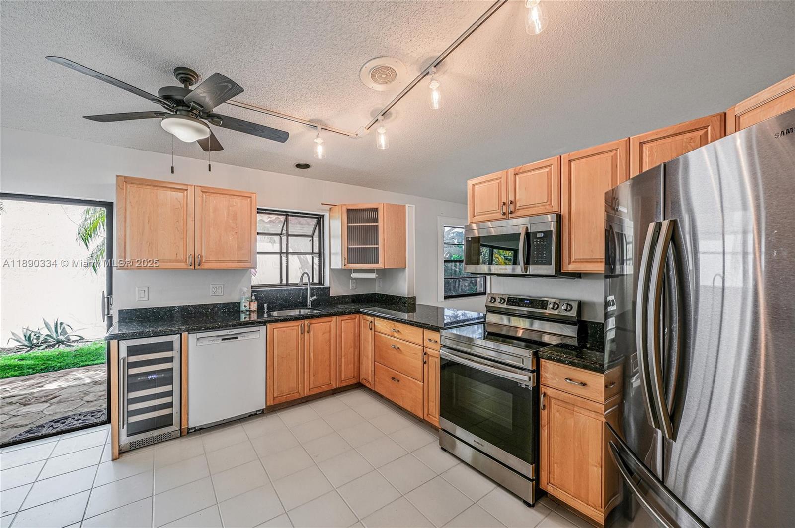 Property photo # 7