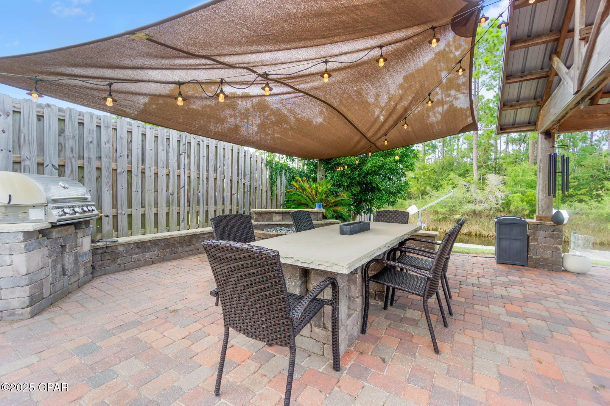 Gwiw5hvxq5_crwxcclwhnmznbnnizketatbossyluxi