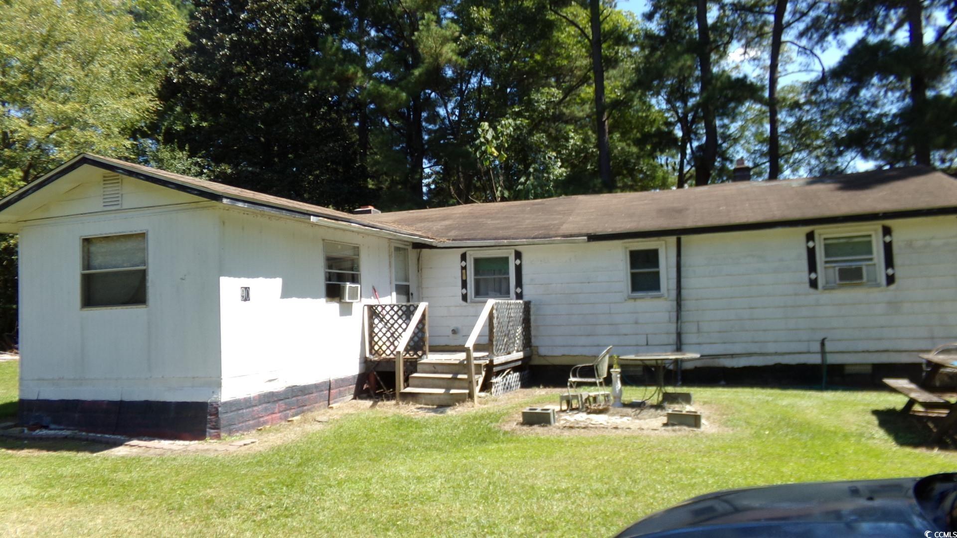 90 Oak Tree St Hallsboro, NC 28442
