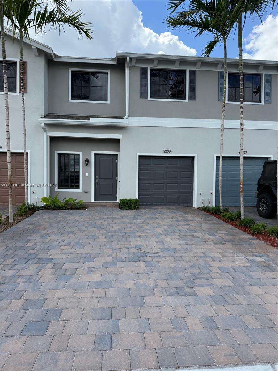 Property photo # 0