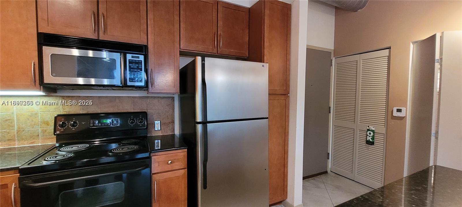 Property photo # 6