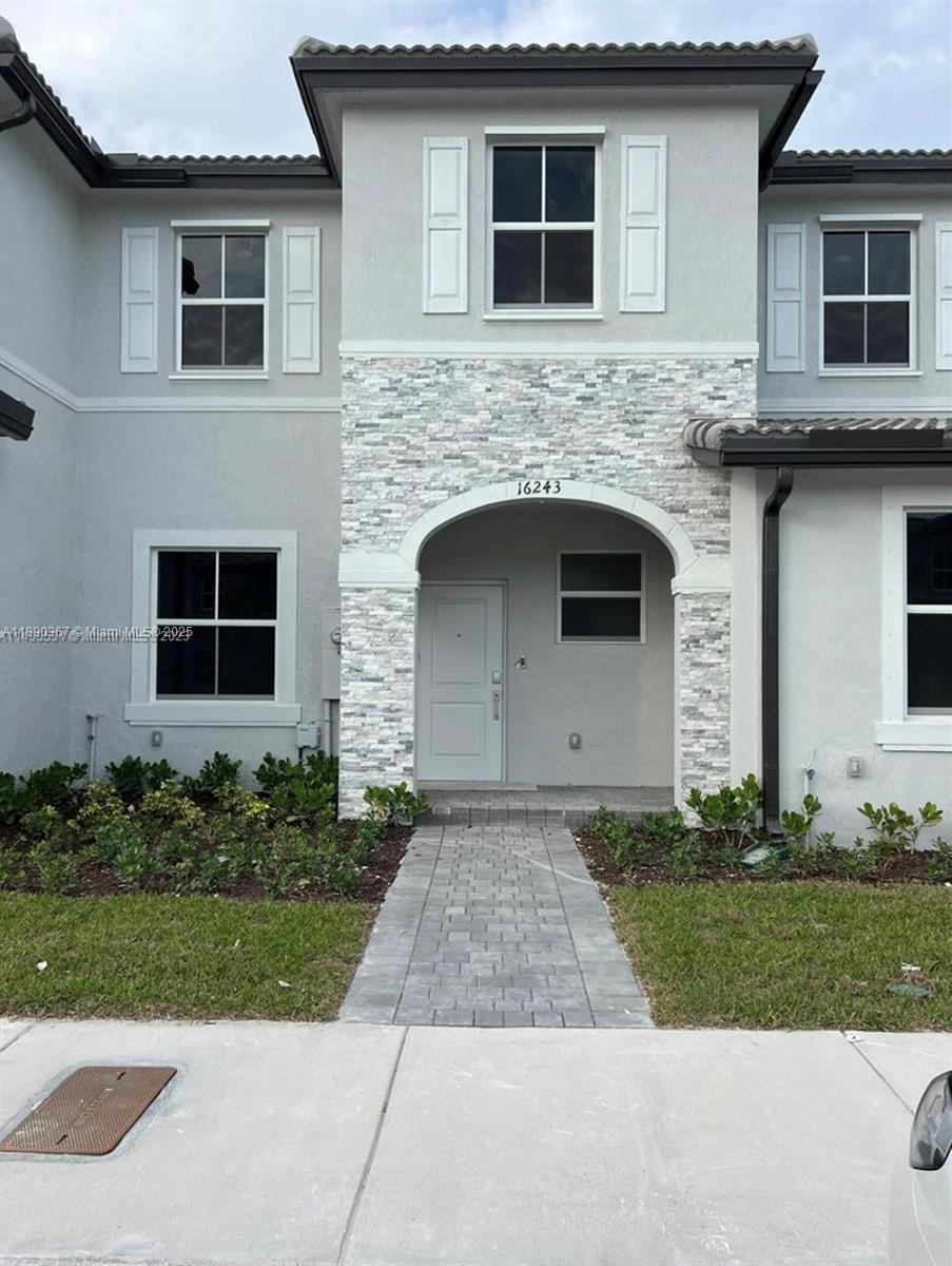 Property photo # 0