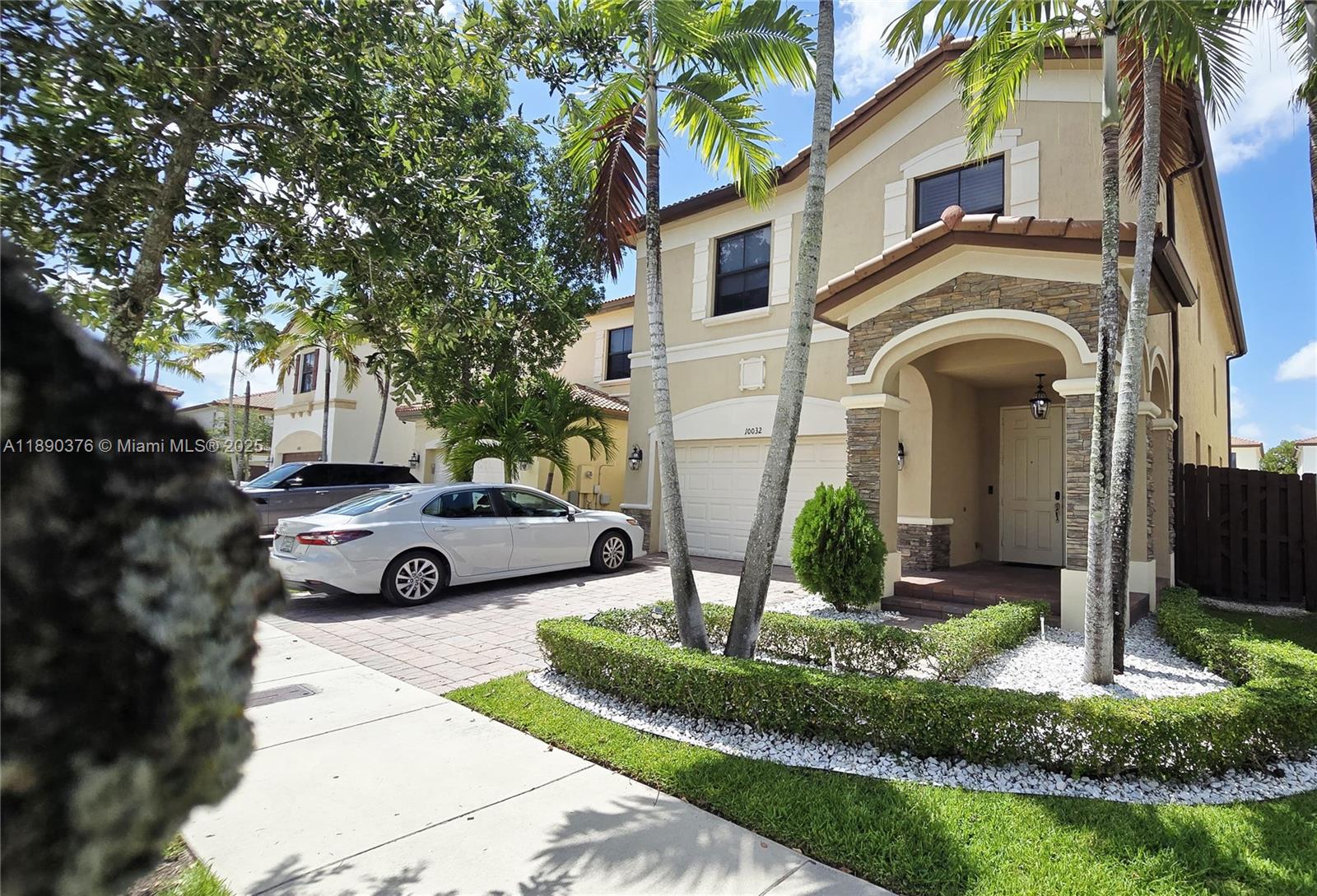 Property photo # 9