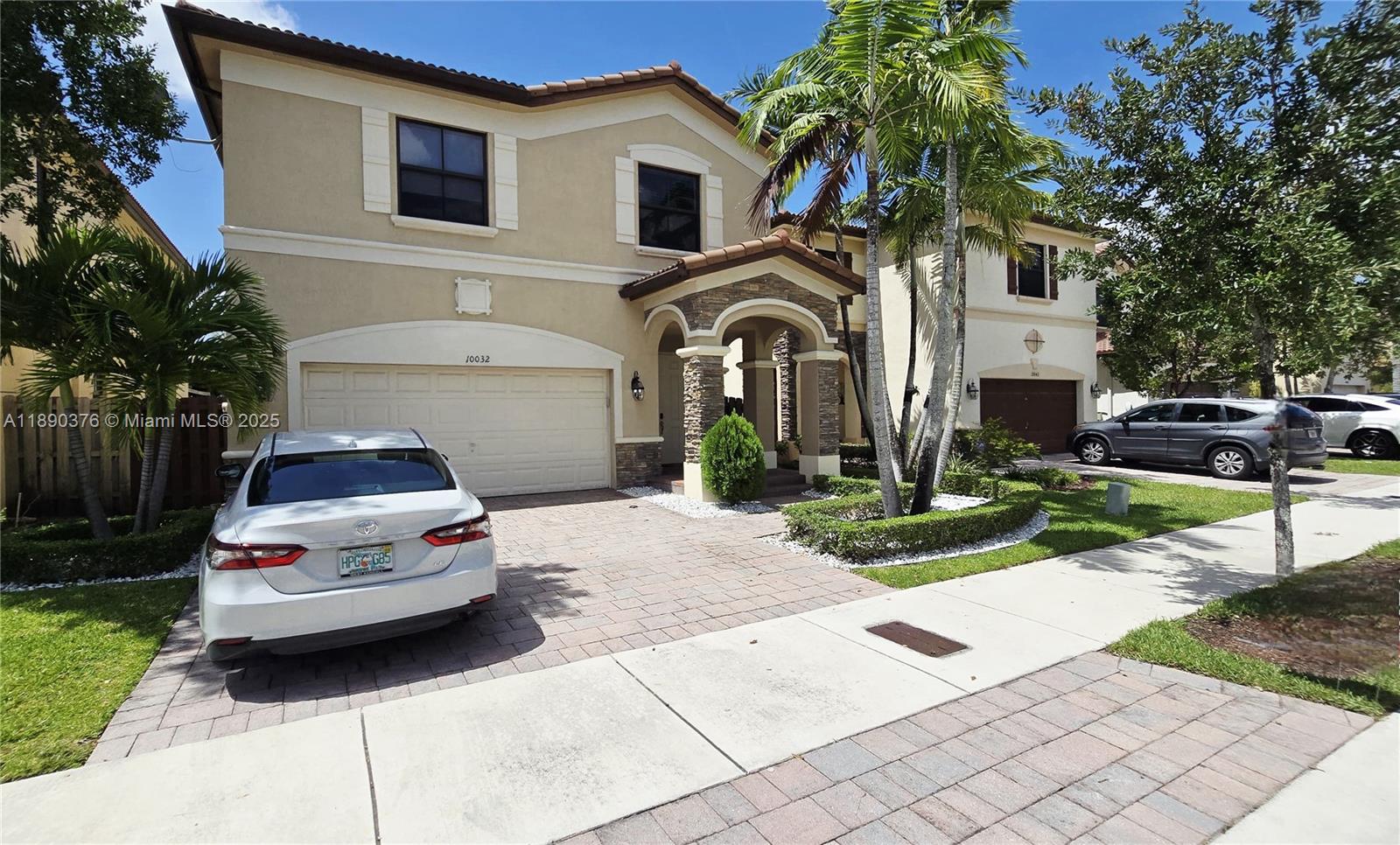 Property photo # 3