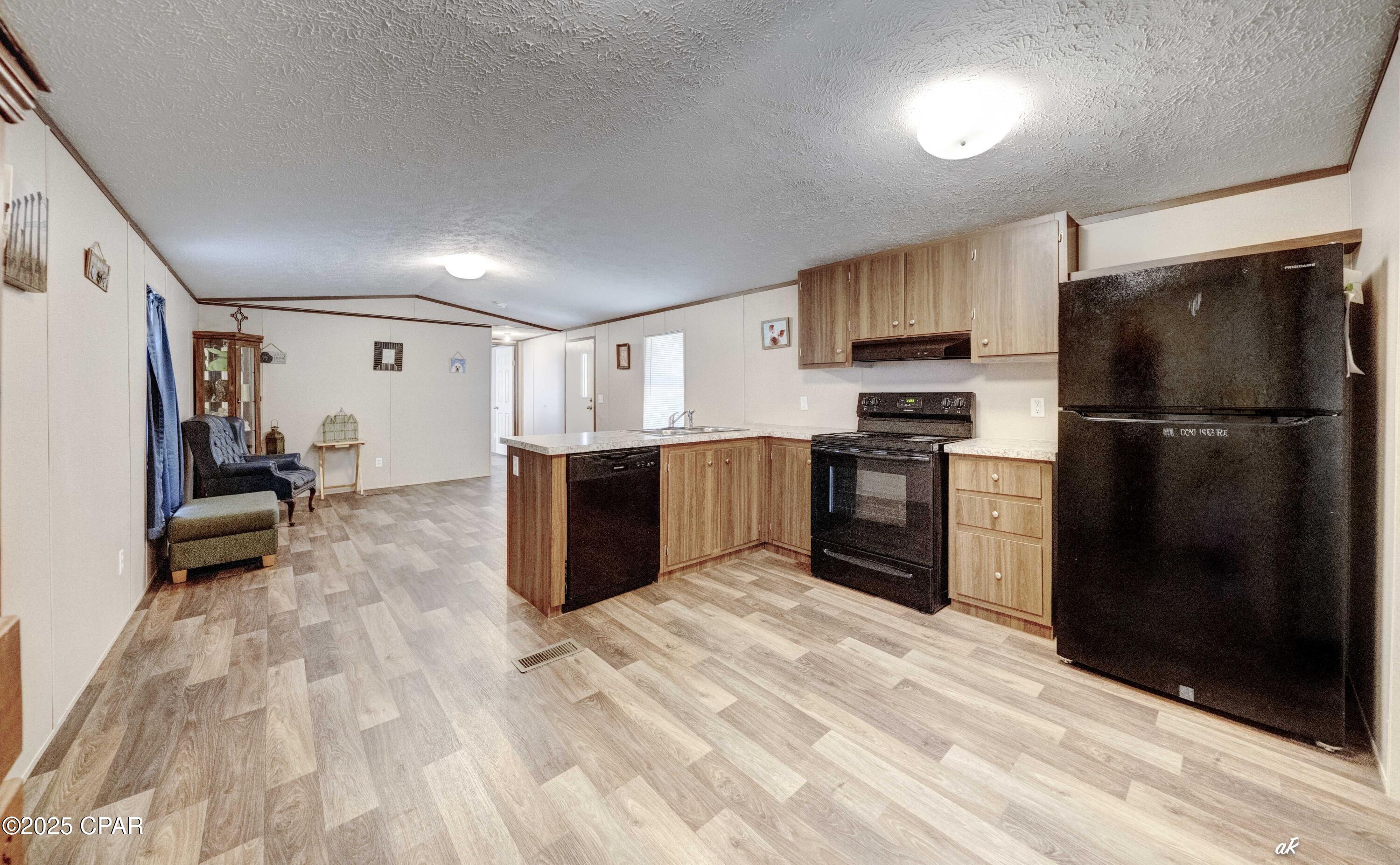 Z Gglbfaph6ofz6reuxfgyiqisu8a 2j27m3alb Cic