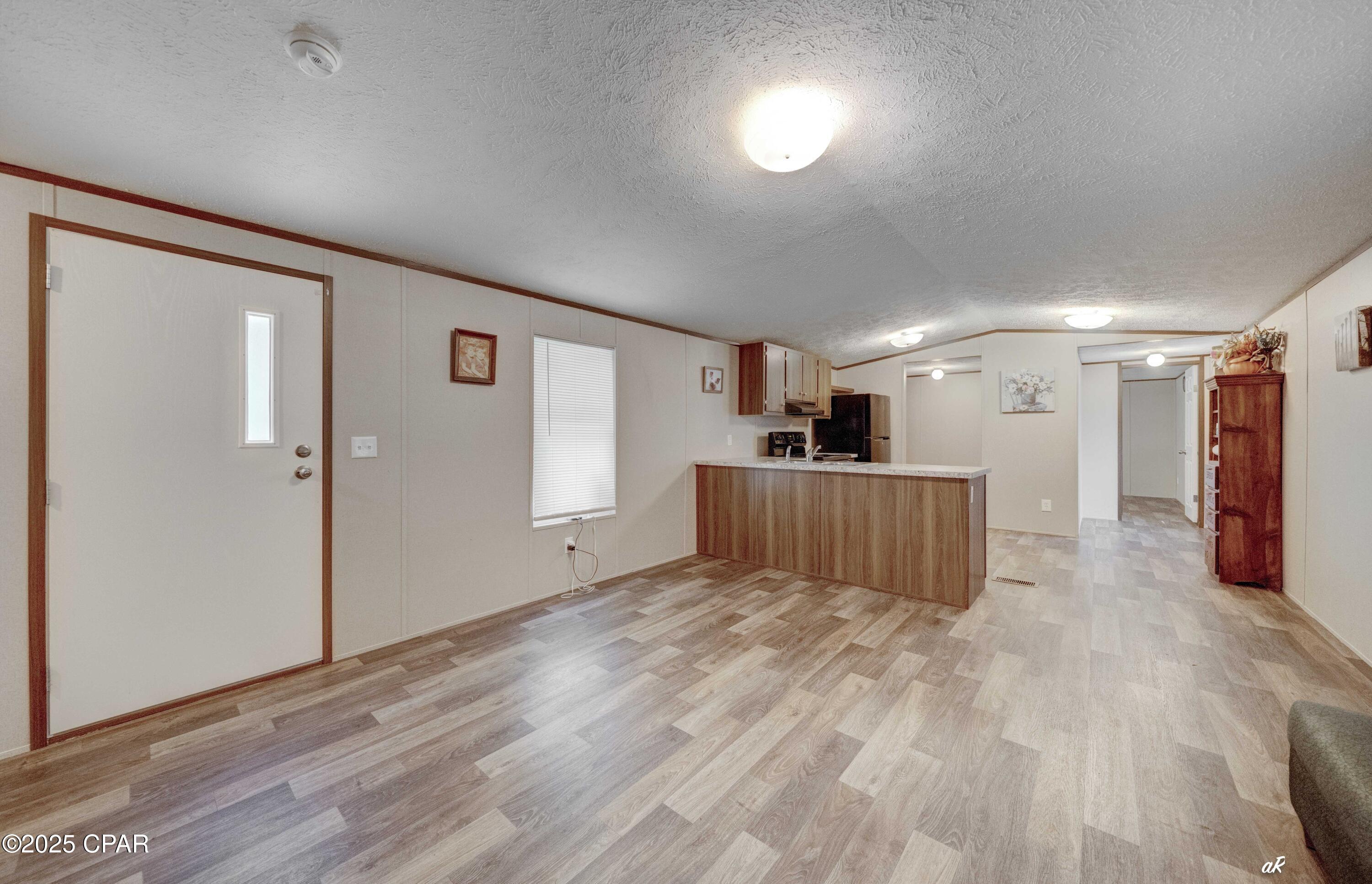 Image 7 For 12539 Silver Lake Road