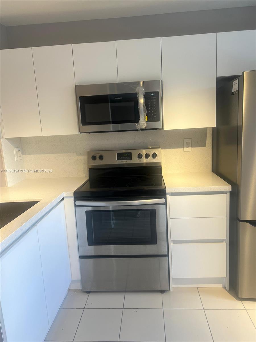 Property photo # 6
