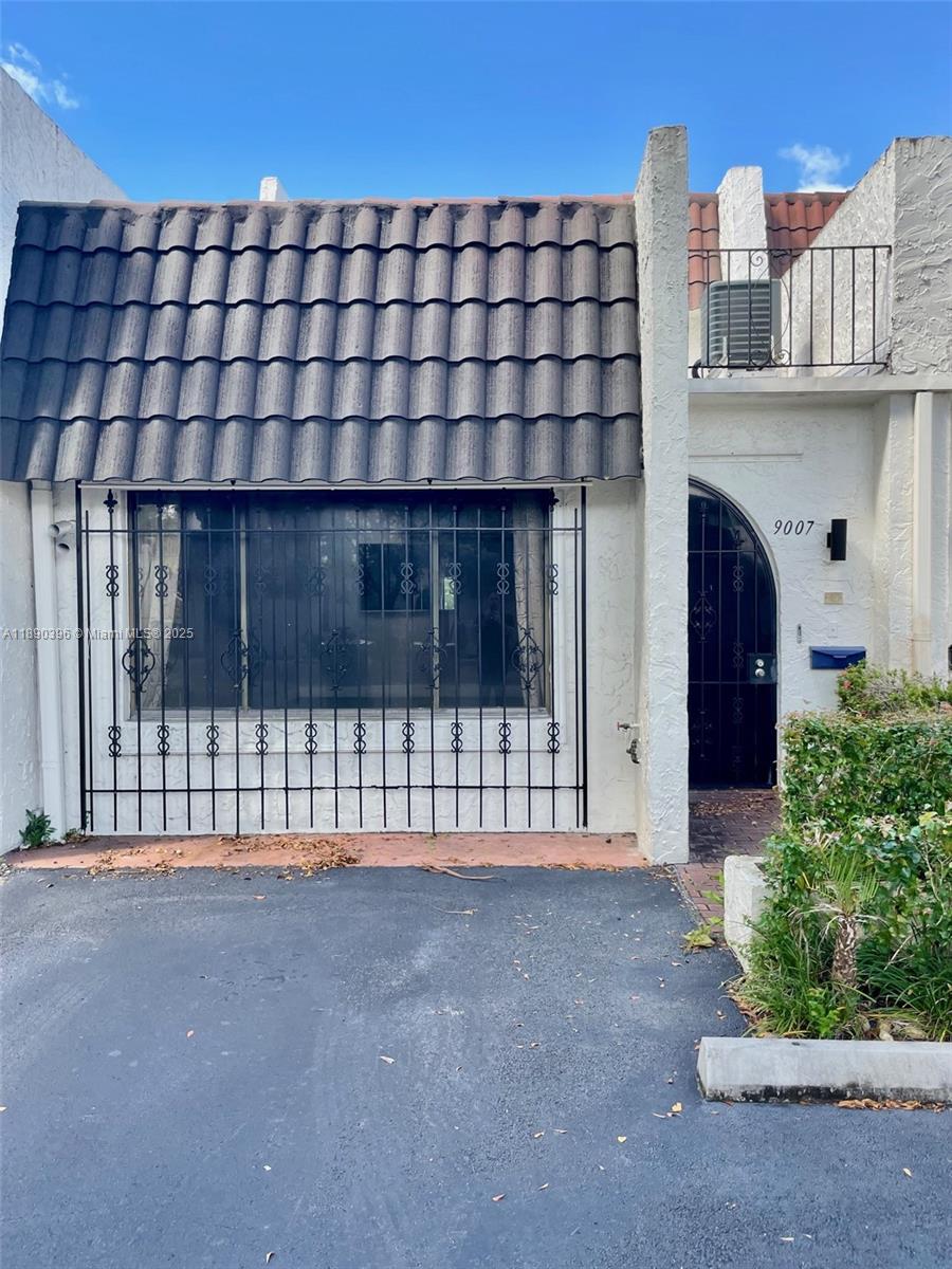 Property photo # 4