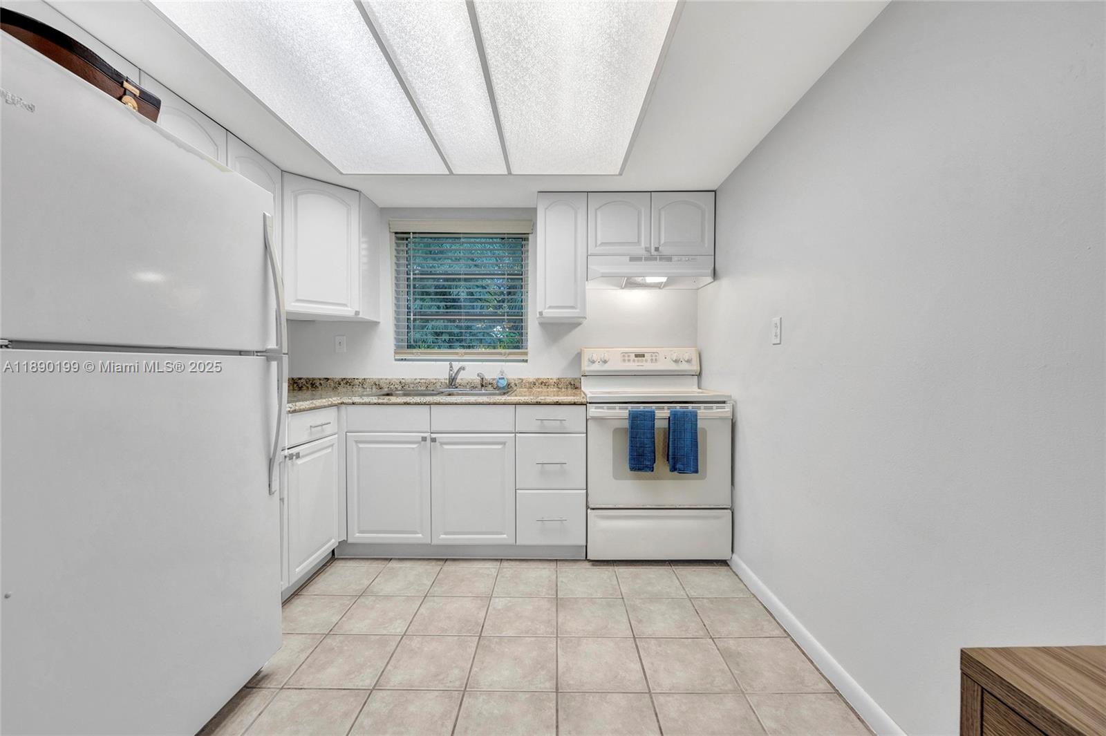 Property photo # 6