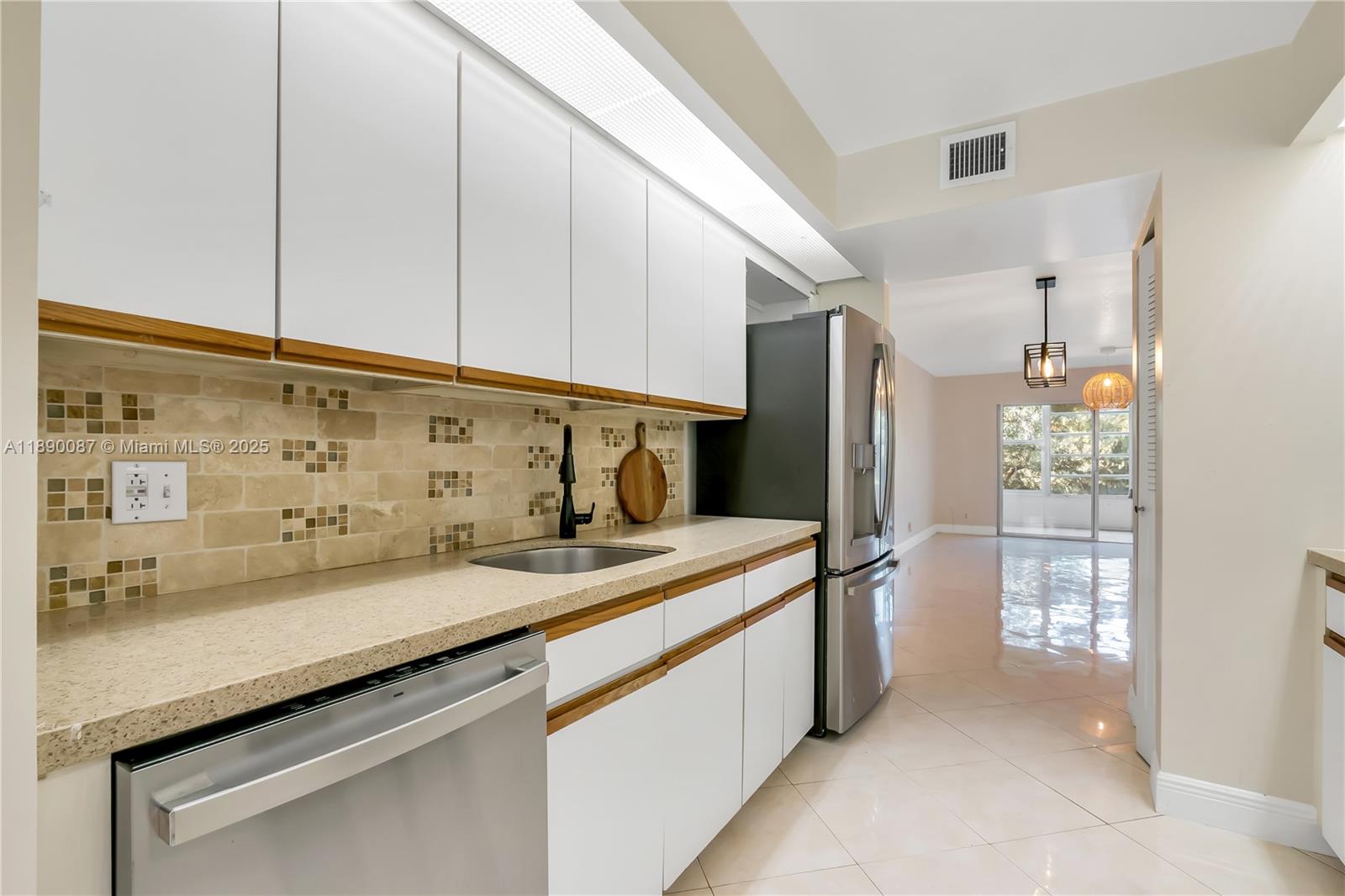 Property photo # 8