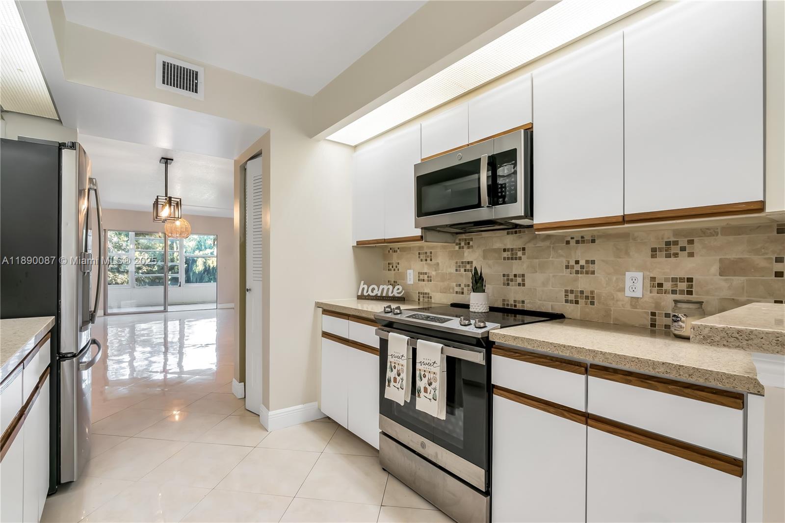Property photo # 6