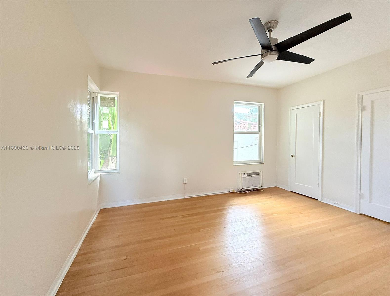 Property photo # 6