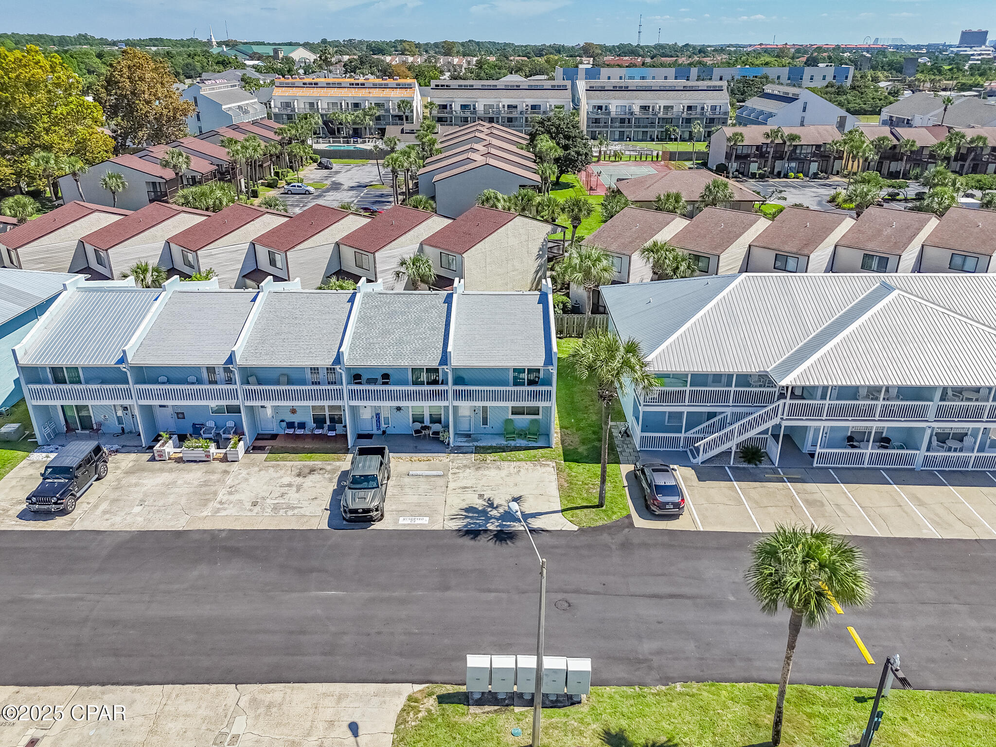 8 3zlouiu_uldb41z_k3pwcntmg2epykkb65navvzvm