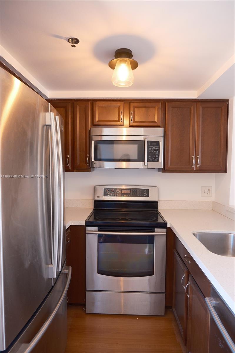 Property photo # 6