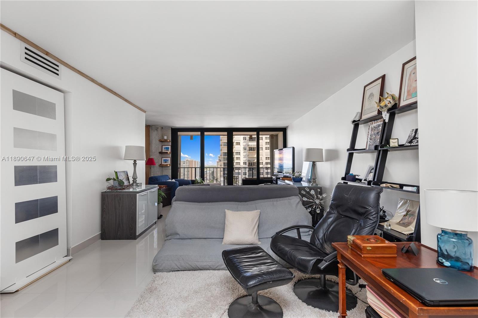 Property photo # 2