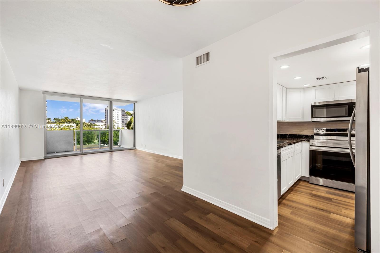 Property photo # 9