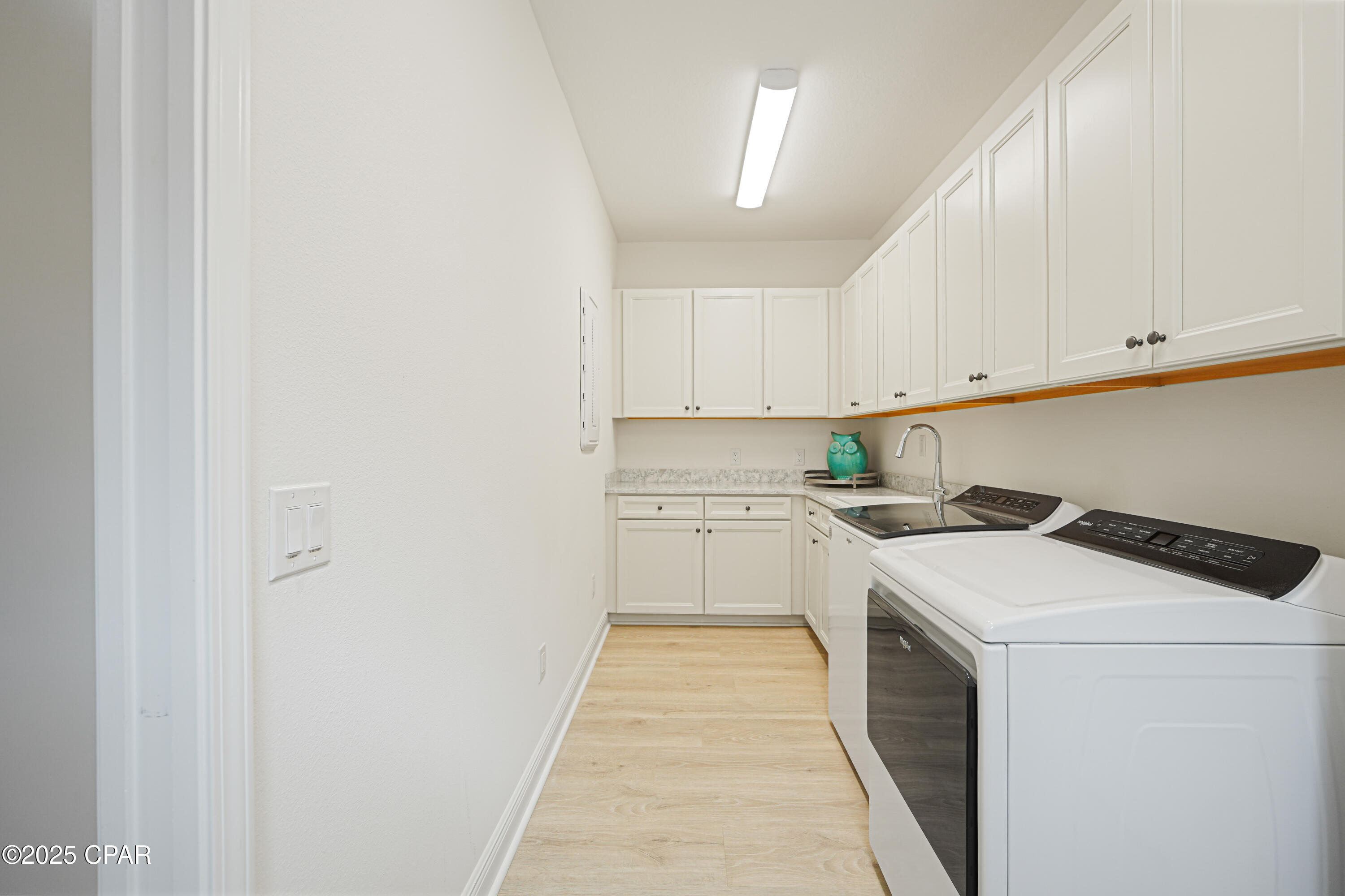 Jydmjq3 Y1kmxleuztbin_wtdsu9xj4o2v97mco64xs