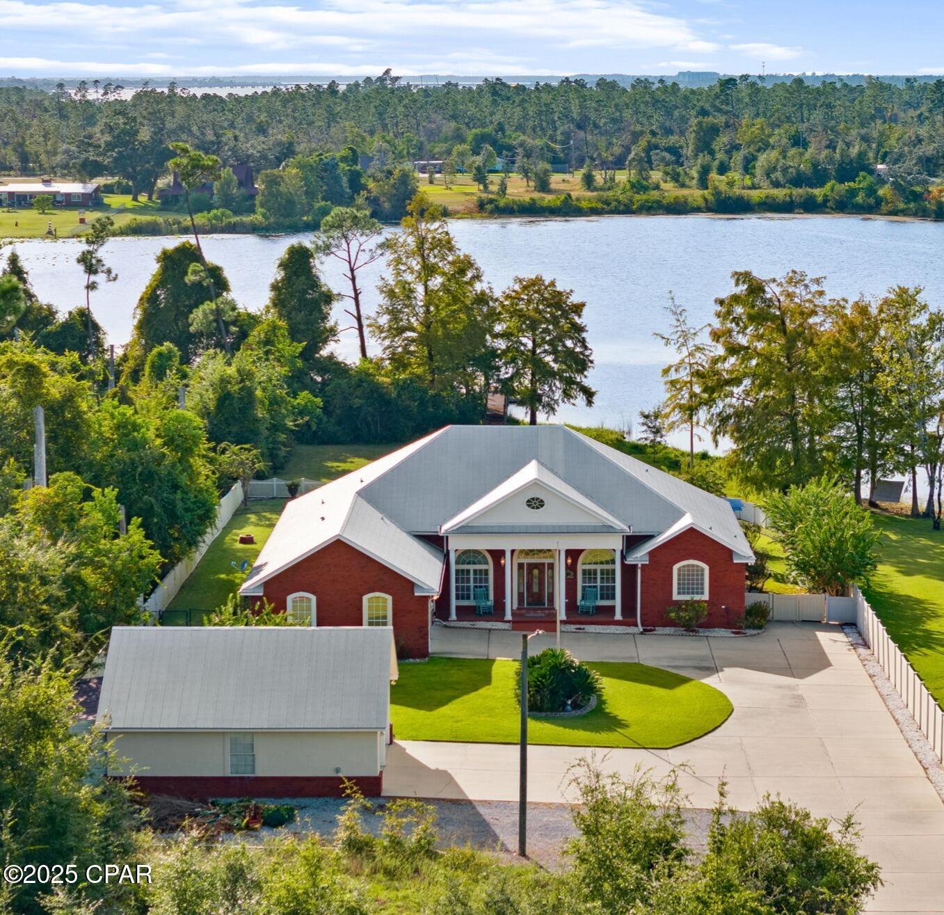 Listing photo id 1 for 6201 Highway 2311