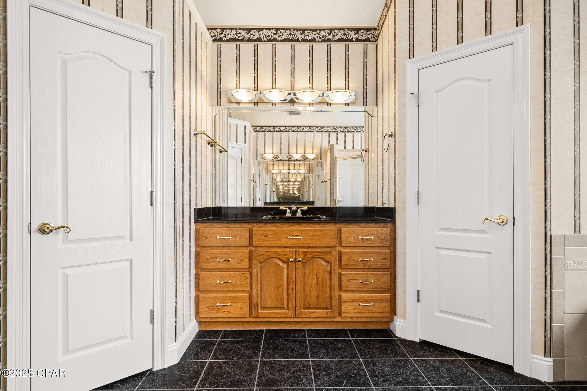 _qaj1uv Ucgzzcw2zpi1_oei07h Q_e9ybyumao687i