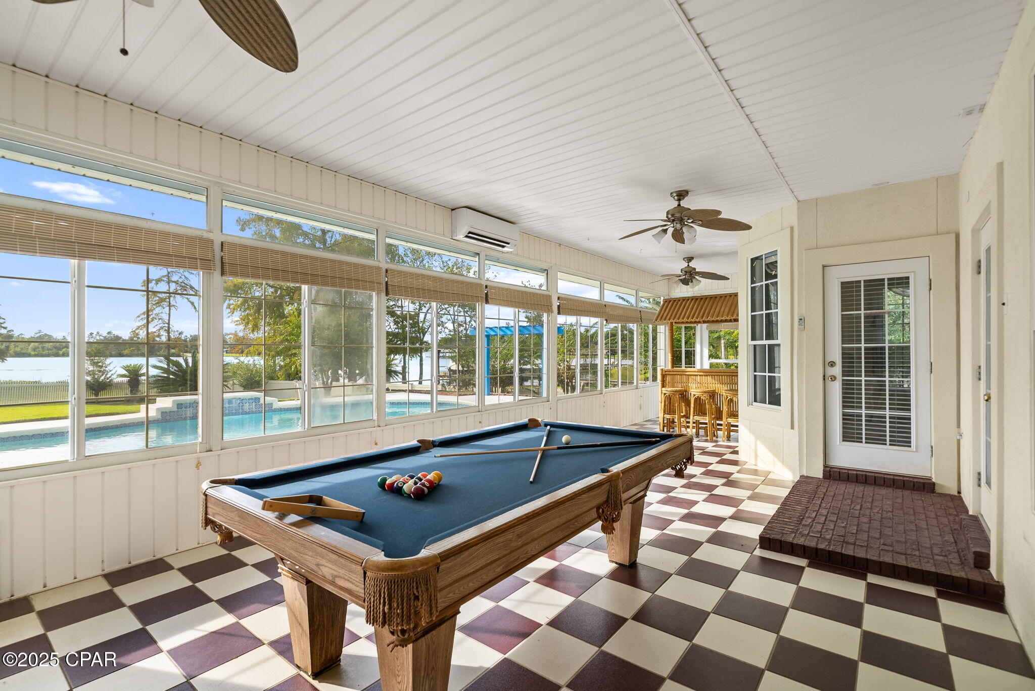 Listing photo id 15 for 6201 Highway 2311