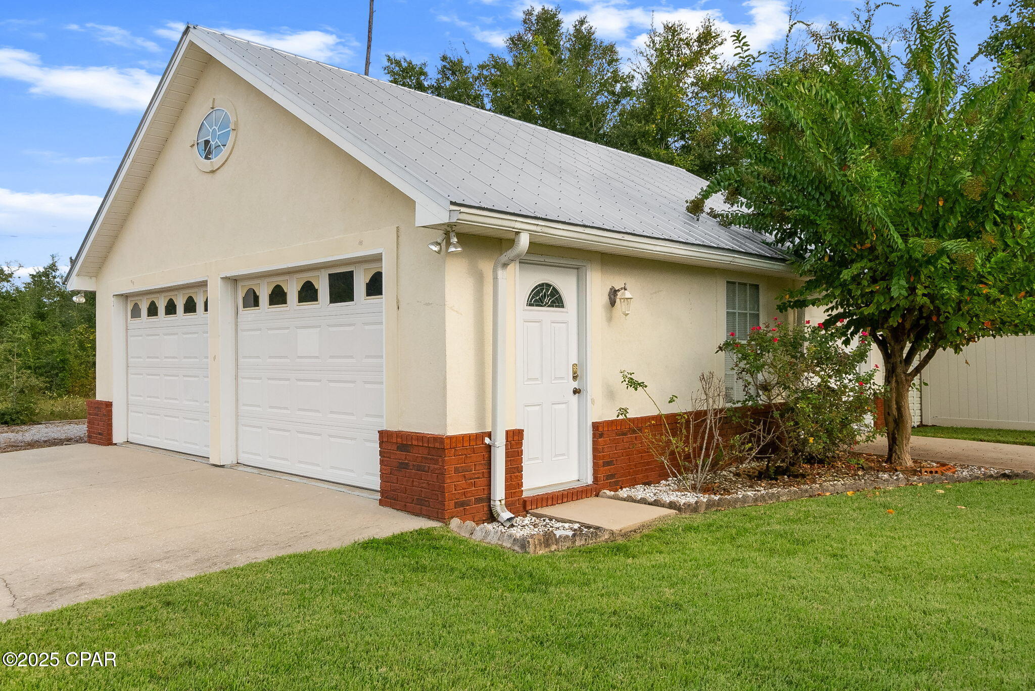 Listing photo id 39 for 6201 Highway 2311